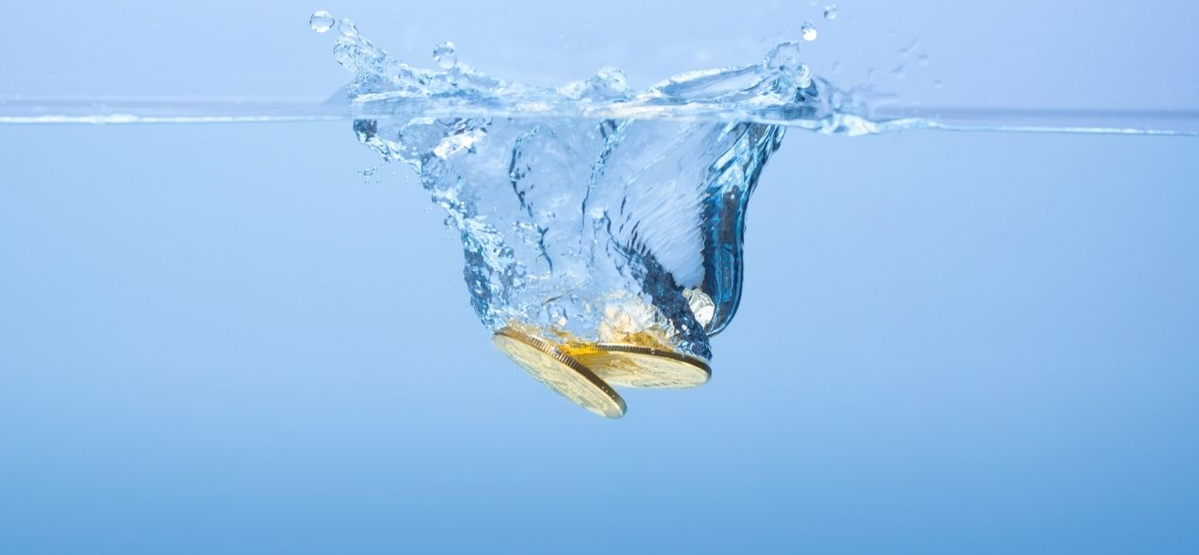 Header con immagine e testo