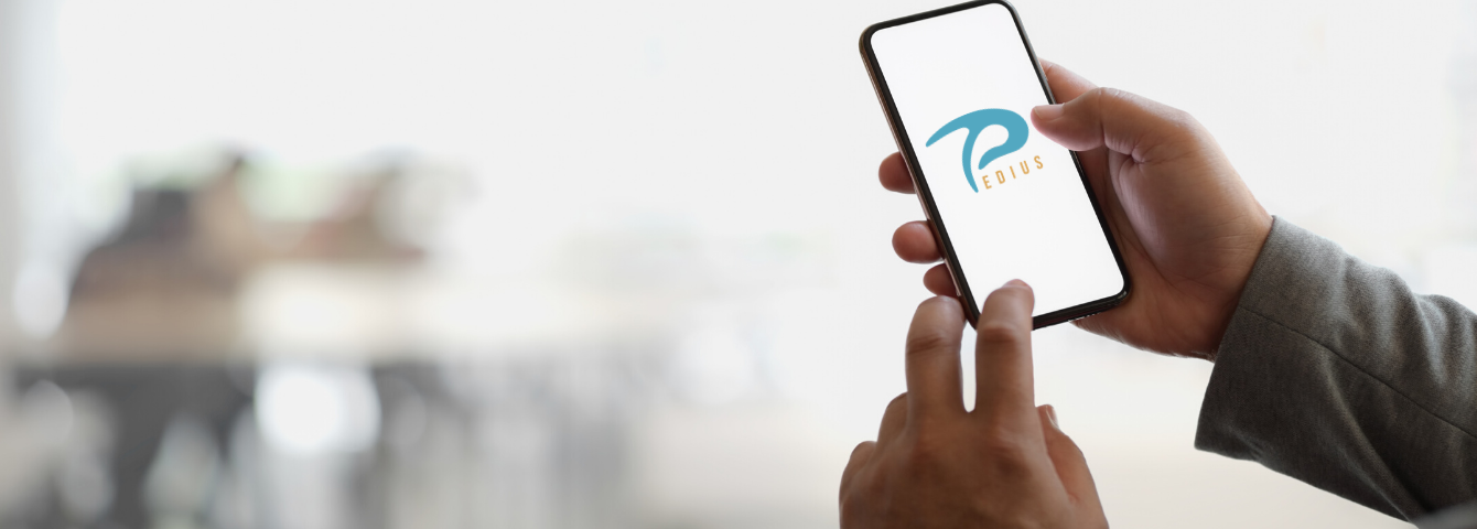 Pedius Header con immagine e testo