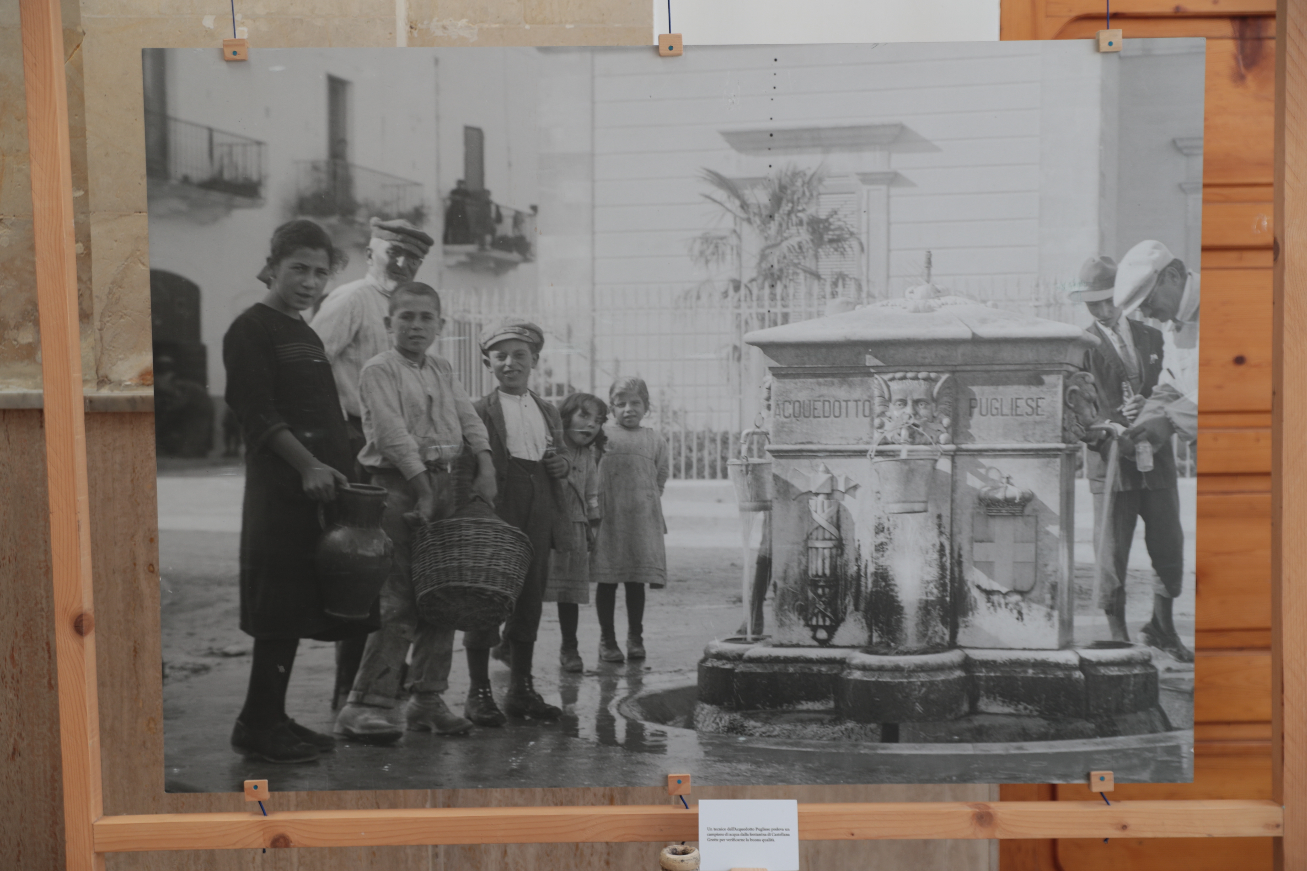 La fontana Racconta ad Aradeo 