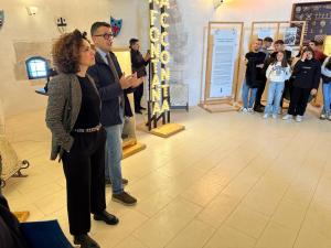 la fontana racconta vieste