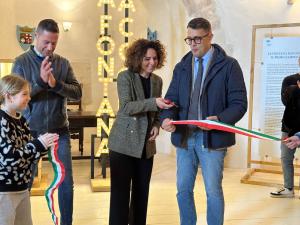 la fontana racconta vieste