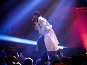 Esibizione Michele Bravi Capodanno a Bari